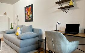 Modernes Apartment I Parkplatz I Netflix I Zentrum